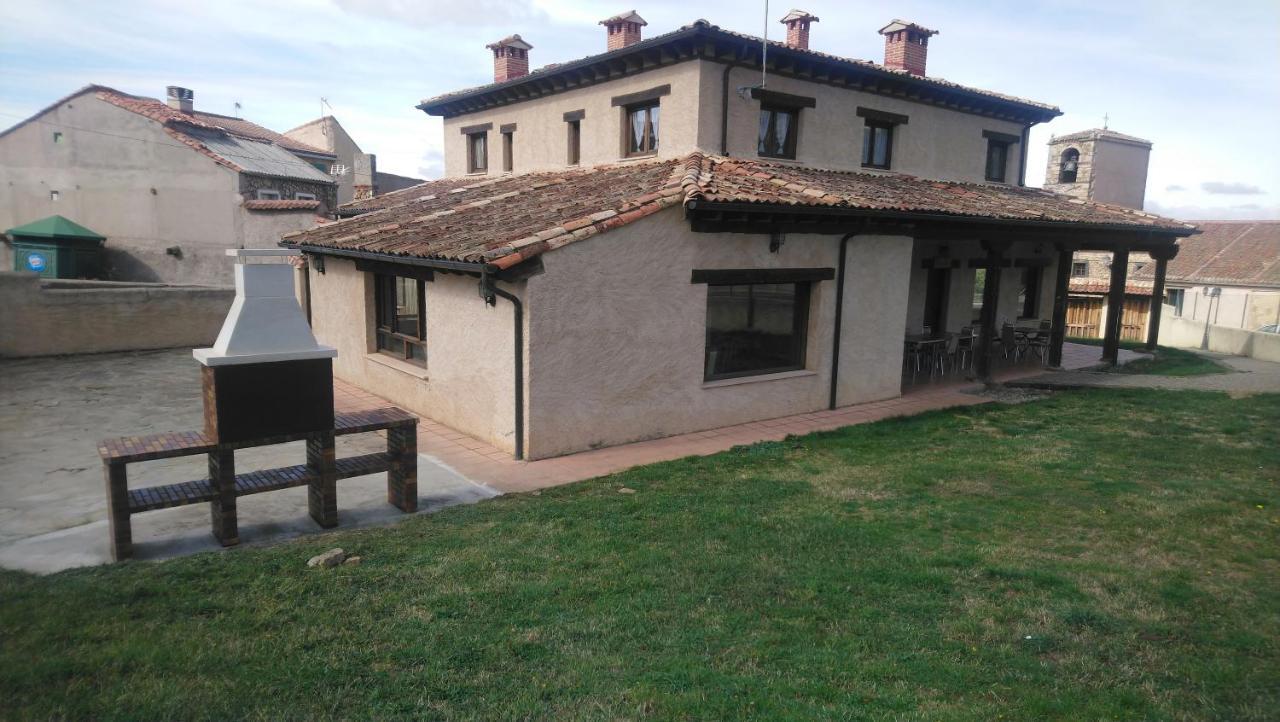 El Mirador Del Hayedo Villa Riofrio de Riaza ภายนอก รูปภาพ