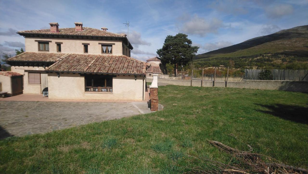 El Mirador Del Hayedo Villa Riofrio de Riaza ภายนอก รูปภาพ