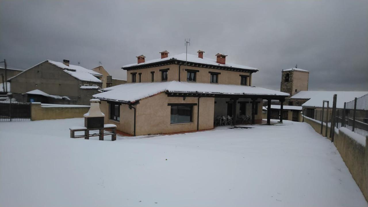 El Mirador Del Hayedo Villa Riofrio de Riaza ภายนอก รูปภาพ