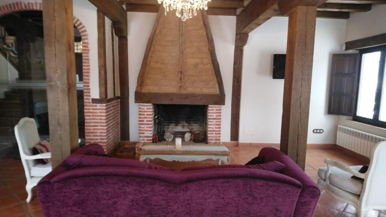El Mirador Del Hayedo Villa Riofrio de Riaza ภายนอก รูปภาพ